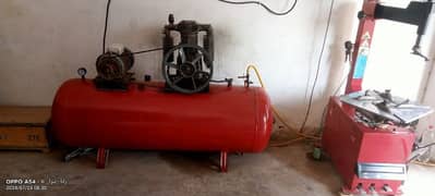 Air stroge tank 400 pound call.    0301 4364125