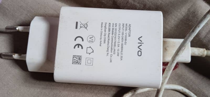 Vivo y20 ka original box wala cherger 2