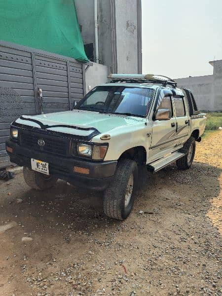 Toyota Hilux 4 X 4 0