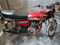 Honda CG 125 in lush condition  [0,,3,,0,,9,,6,,6,,4,,7,,0,,7,,1]