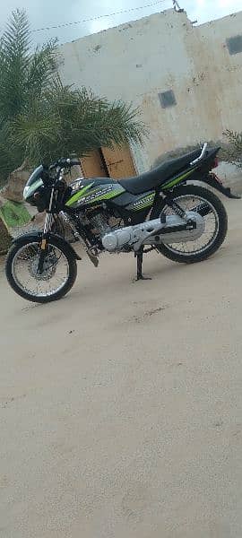 HONDA DELUXE MODEL 2016 REGESTERD 2017 5