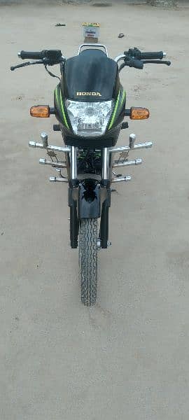 HONDA DELUXE MODEL 2016 REGESTERD 2017 15