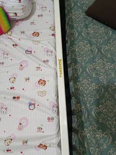 baby cot/baby bed