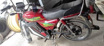 Jolta Electric bike bilkul saf ha battery new install krwai ha 2 din