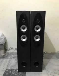 Fenda T-60x speaker heavy sound system