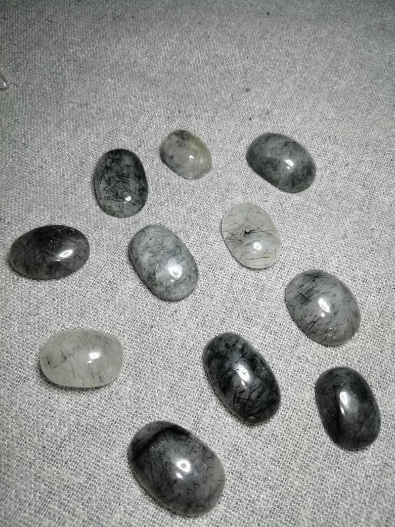 v v low price . . all stones nd beads other items 10