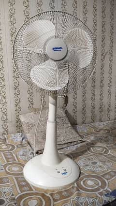 Sogo Fan Rechargable ( Battery time 3 to 4 hours )