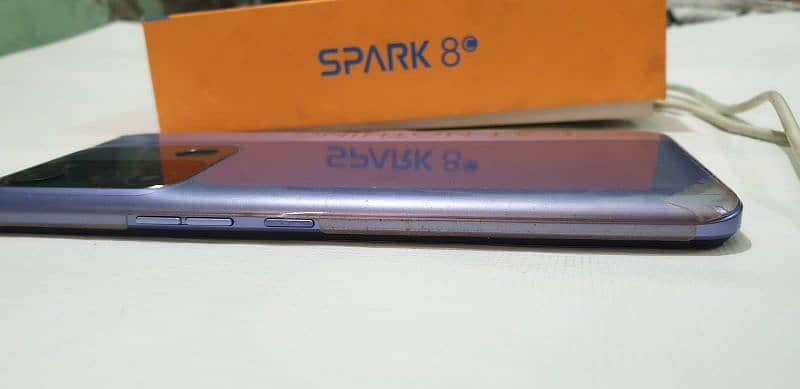 Tecno spark 8c 4/64 ram 1