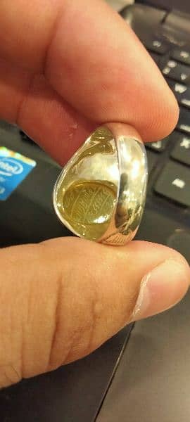 Natural Yamni Zard Aqeeq Sharf e Shams Stone Irani Ring 2