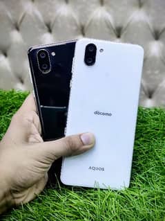 AQUOS R3 Non PTA 10/10 (AQUAS/AQOUS R2/R5)