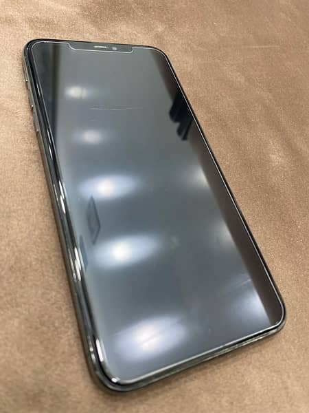 IPHONE 11 PRO MAX 256gb 2