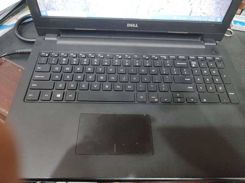 Del Inspiron 15  4th generation 1