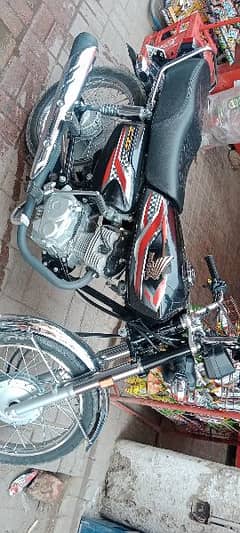 Honda 125 new model 2024 new condition only used 150 kilometers