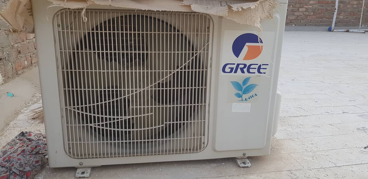 gree 1ton inverter orignal condition 2