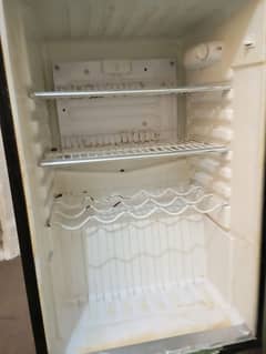Orient fridge for sale 10 by 10 condition