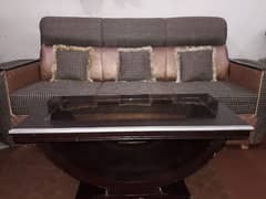 Very good Condition D shape sofa 3+2+1 Seater 0