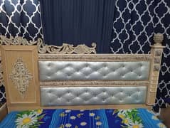double bed and side tabels
