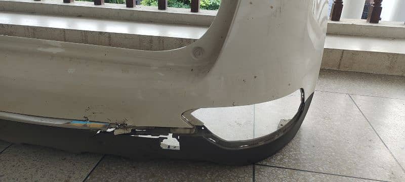 Kia Sportage back bumper 3