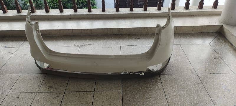 Kia Sportage back bumper 4