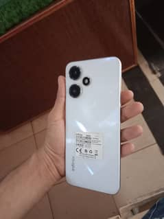 Infinix hot 30 play 4+4 64