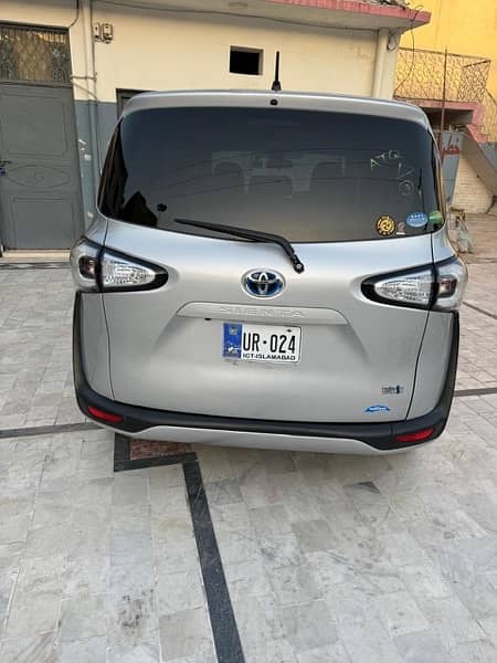 TOYOTA SiENTA 2018 G LED 3.5 GRAGE 3