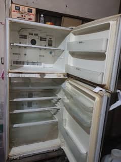 Dawlance Jumbo Size Fridge With Stabilizer