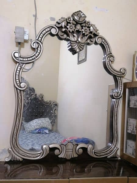 Mirror with beautiful frame dressing tbl & elegant cabinet 1