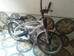 bicycle with silver colour new condition road bike for boys 0