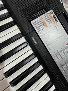 YAMAHA PSR F50