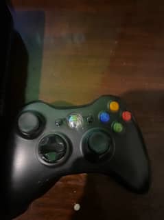 Xbox 360 with two woreless controller