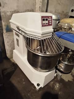 30 kg dough spiral Mixer Machine imported 3 phase voltage 2020 model