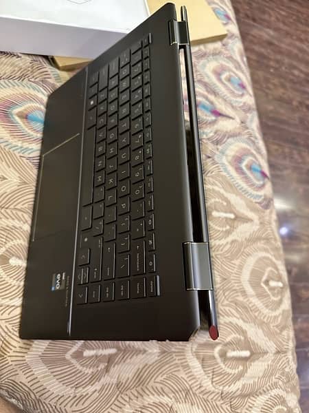 hp spectre x360 core i7 13th gen 16gb 1tb ssd OLED display 10