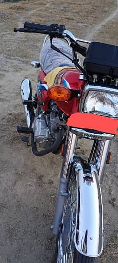 Motorcycle Honda 125 for sale good condition
