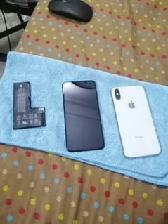 iphone xs back/accessories