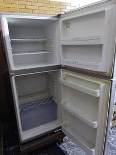 used heir fridge