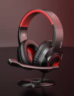 T8 red headphone with base audio+noise cancelation