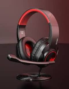 T8 red headphone with base audio+noise cancelation 0