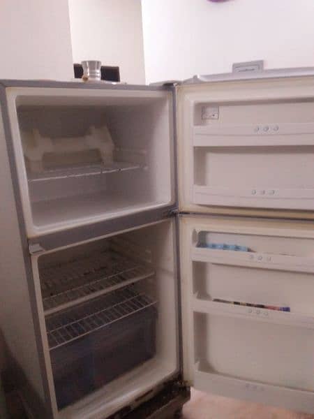 Refrigerator 1