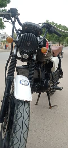 PAK HERO 200cc