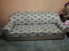 5 seater sofa in good condition almost new 0