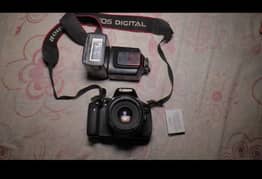 canon 600d with 50mm and flush gun
