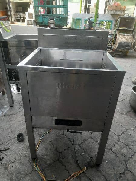 Rinnai fryer/4 tube ,6 tube, Dubble Deep Fryer/All types fryer 4