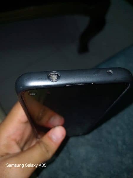 Iam selling my  google pixel 4a mobile all ok h koi masla nahi h 2