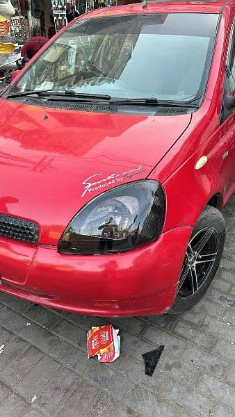 Toyota Vitz 1999/2007 with sunroof 4