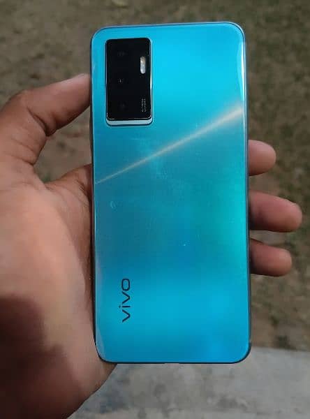 VIVO V23E 1