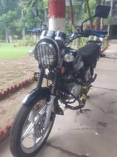 Suzuki GS 150 SE