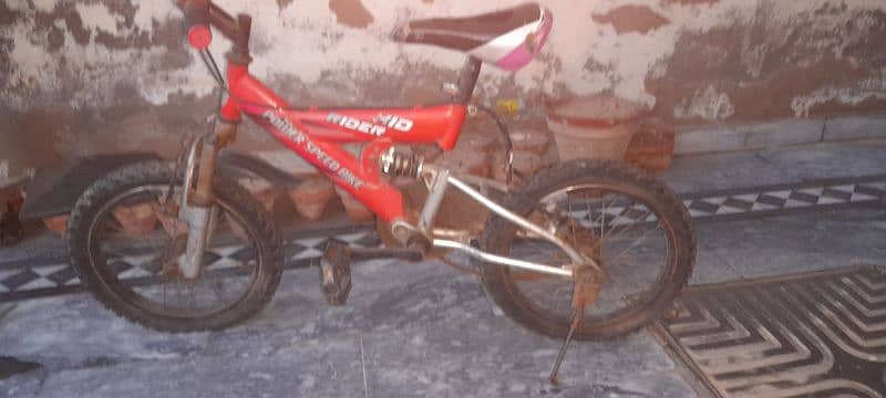 Red colour sports cycle 0