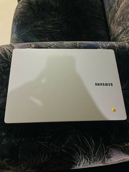 Samsung chromebook 4/32gb 180 rotatable playstore supported 0