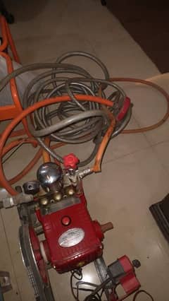 Car bike or etc washer machine with pressure for service station etc