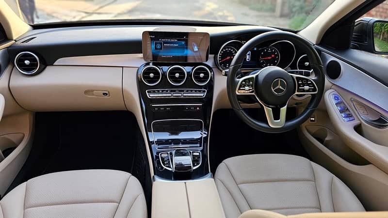 Mercedes C Class 2020 1